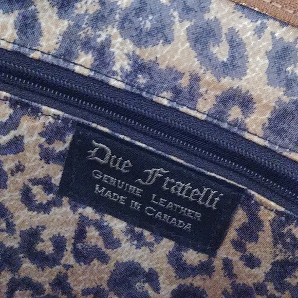 Due Fratelli gold leather 3 pc purse set - Picture 6 of 10